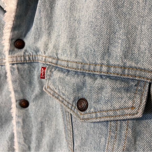 Vintage Levi’s Sherpa Fleece Trucker Light Denim Jacket 70609 USA Sz L - Picture 8 of 12